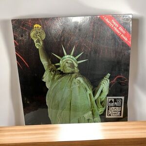 Vintage Jigsaw Puzzle Hoyle “Statue Of Liberty” Happy 100th B- Day! 550 Pieces